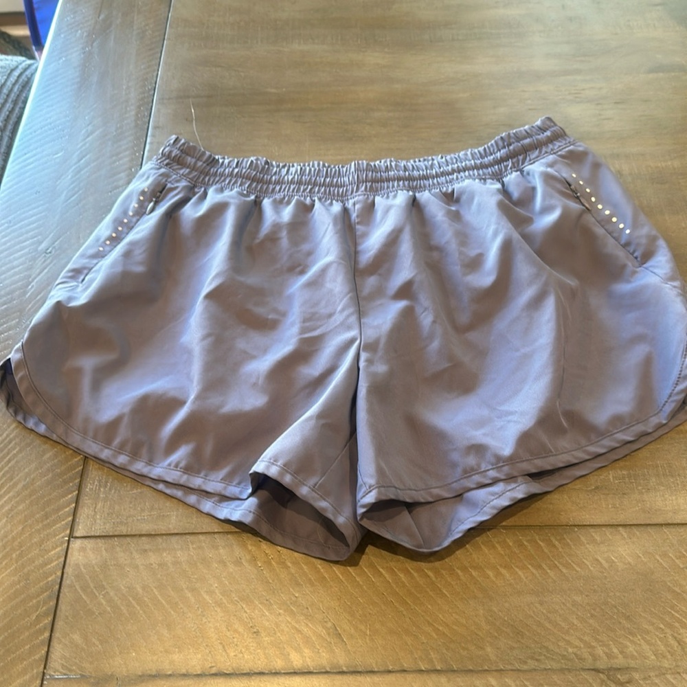 Old Navy Active Stretchtech Mid Rise Athletic Shorts